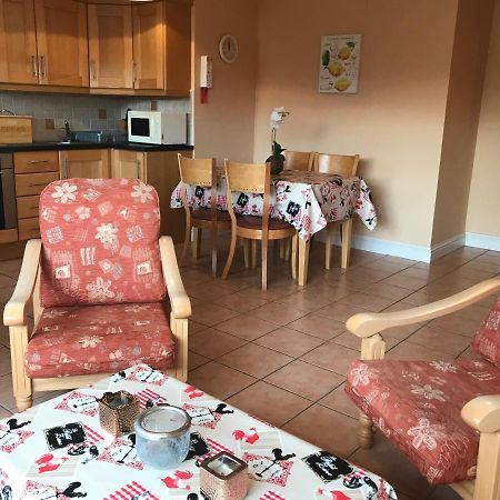 Kings Court Holiday Apartments 特拉利 外观 照片